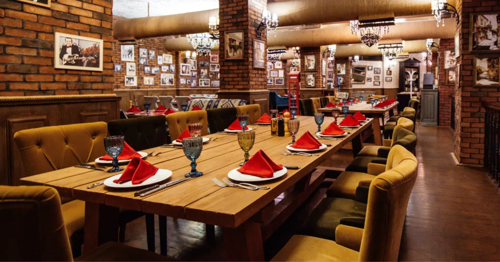 Perché rimettere la sedia al suo posto conta più di quanto sembra